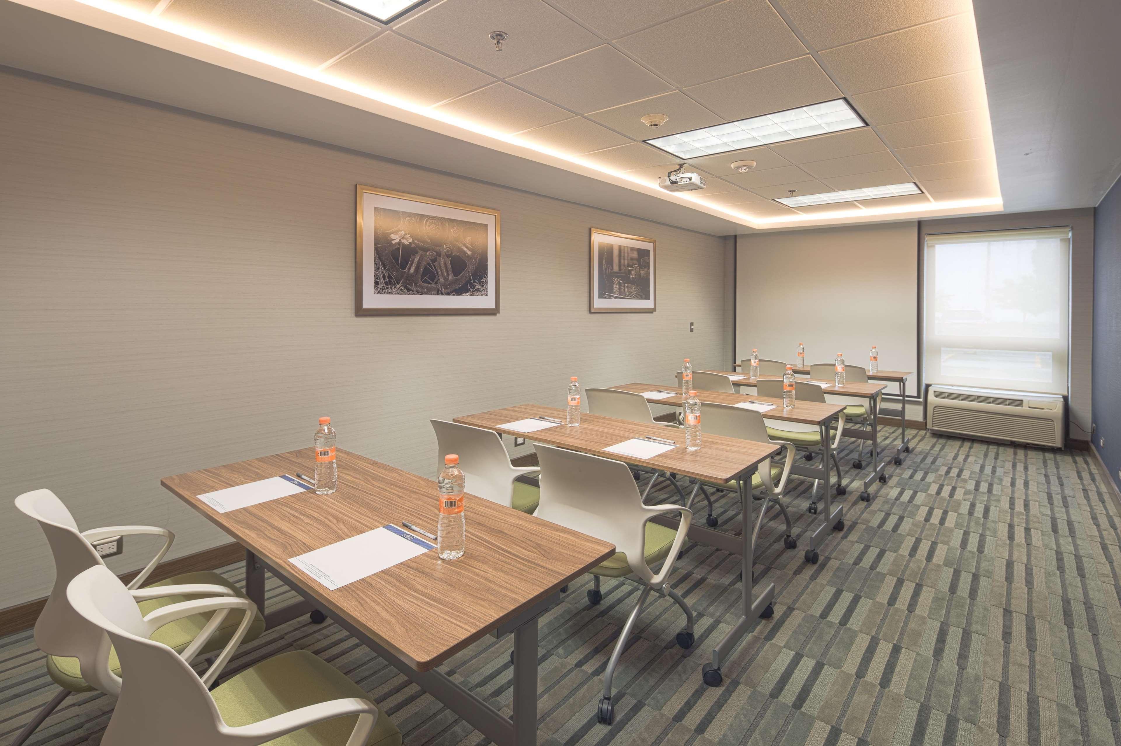 Hampton By Hilton Monterrey Galerias Obispado Exteriér fotografie