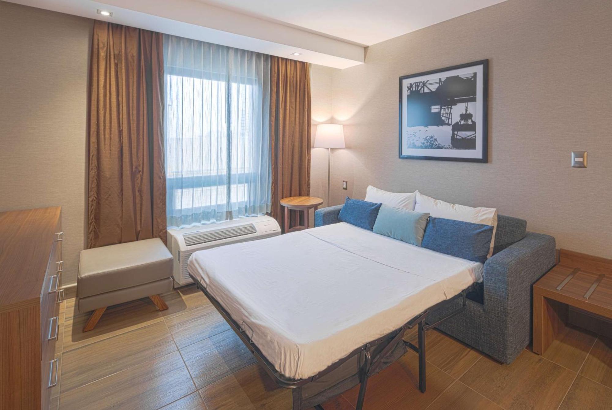 Hampton By Hilton Monterrey Galerias Obispado Exteriér fotografie