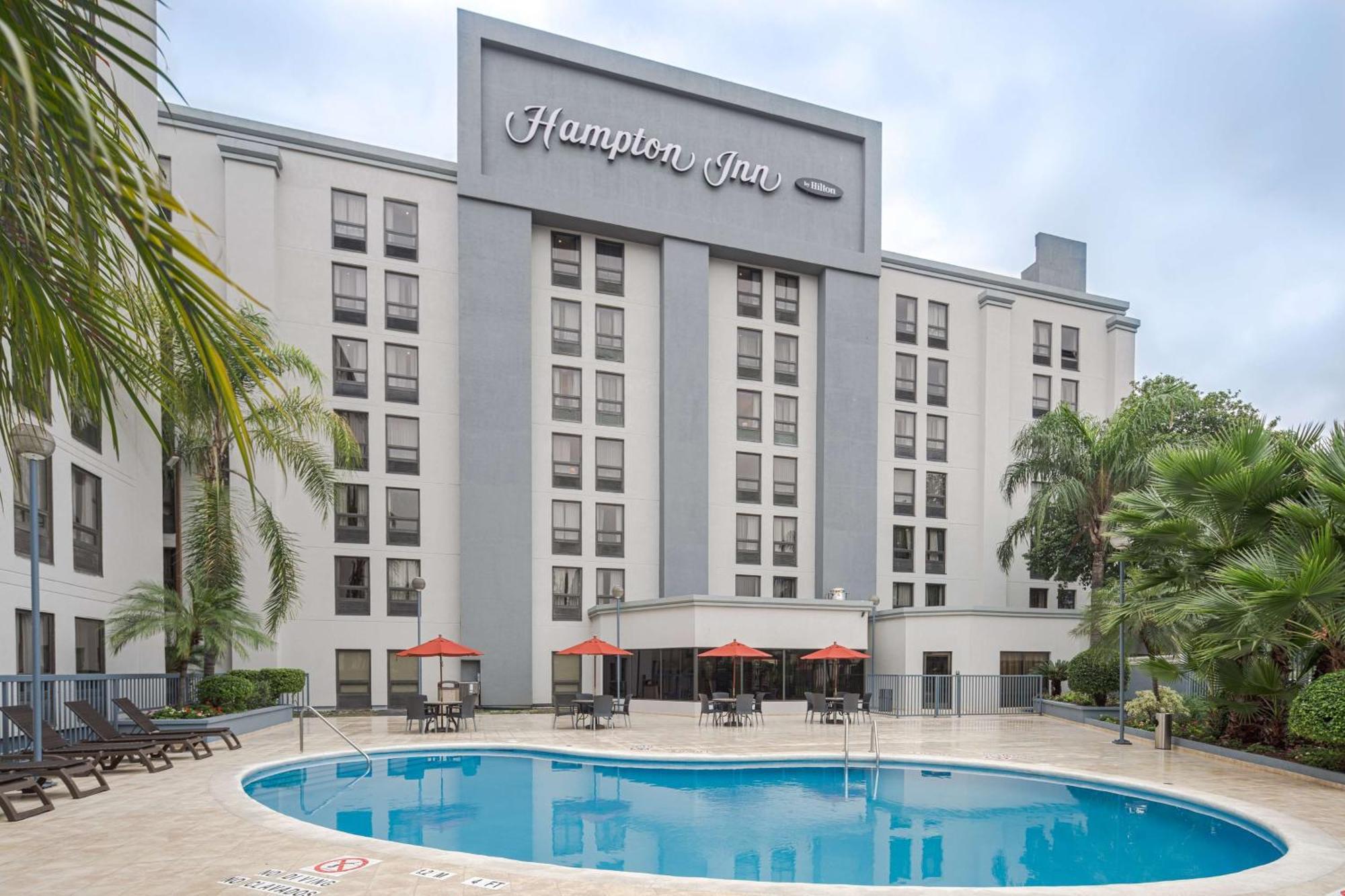 Hampton By Hilton Monterrey Galerias Obispado Exteriér fotografie
