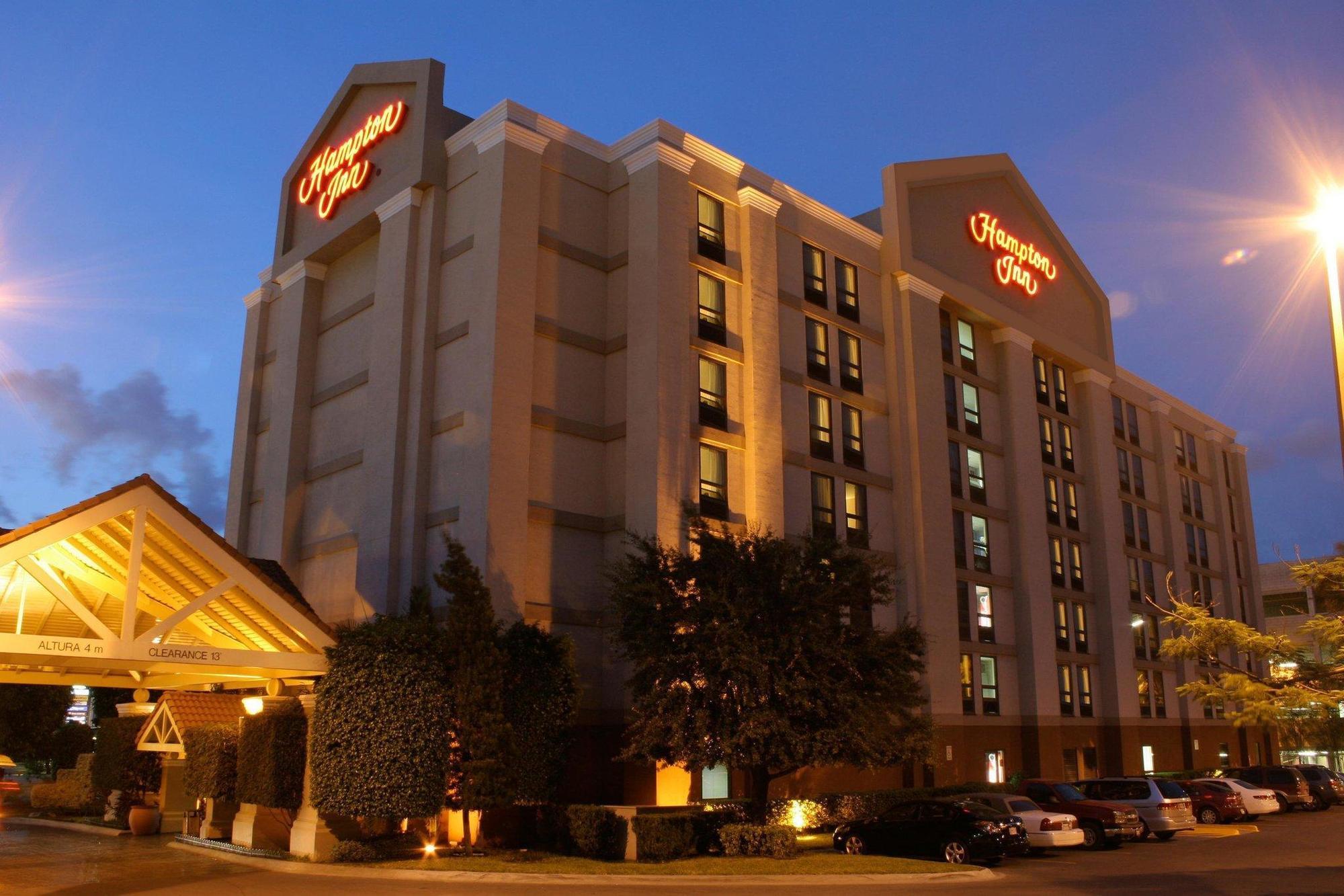 Hampton By Hilton Monterrey Galerias Obispado Exteriér fotografie